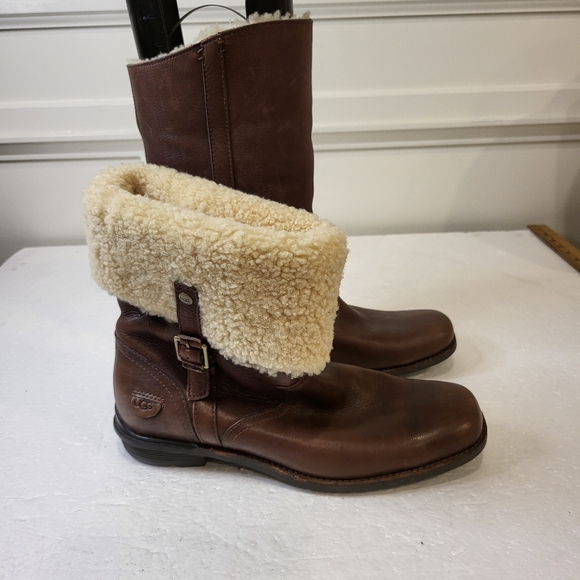 UGG Shoes - UGG Bellevue convertible leather boots